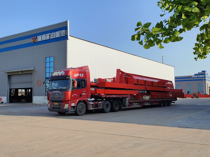 電動葫蘆門式起重機 2臺 MHxh10t—25m 外懸5/5m MHxh5t—23m 外懸4.5/4.5m 制作完成，發(fā)往青海交付客戶使用